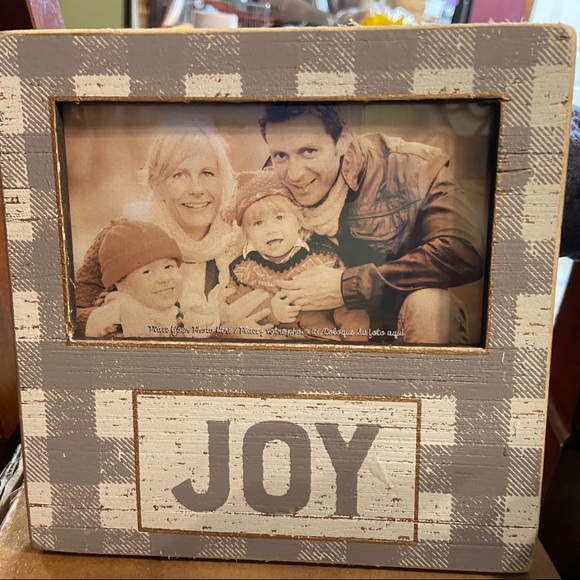 JOY frame - Picture 2 of 5